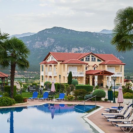 Famissi Suites 1 Kalambaka Bagian luar foto